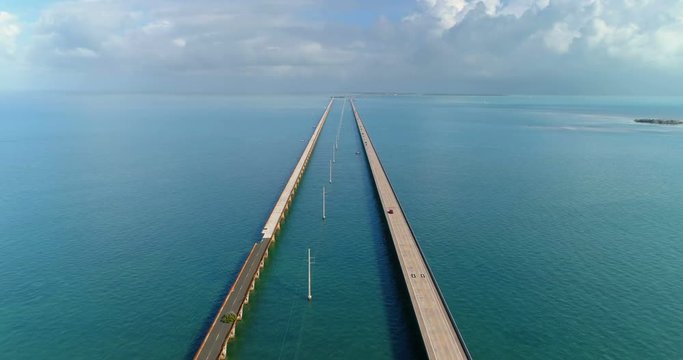 Endless road to infinity, aerial view, Florida Keys, USA, Seven Miles Bridge