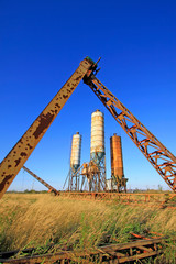 Idle concrete mixing equipment