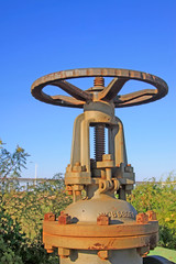 Fototapeta na wymiar oxidation rust pipeline valve