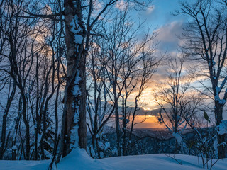 冬山の日の出