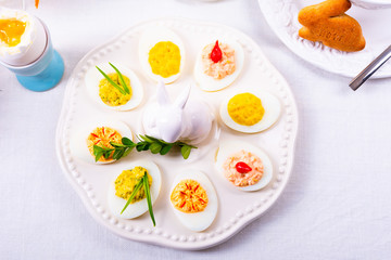 a colorful and festive Easter table decoration