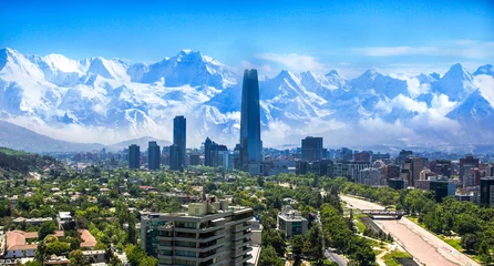 Foto op Plexiglas Santiago Chile cityscape © Mariana Ianovska