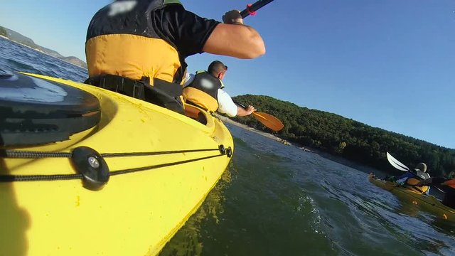 Tandem kayaking in a dam