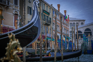 Venezia e le sue gondole © macclaude
