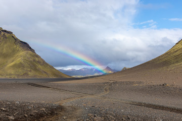 L'arc-en-ciel est au bout du chemin