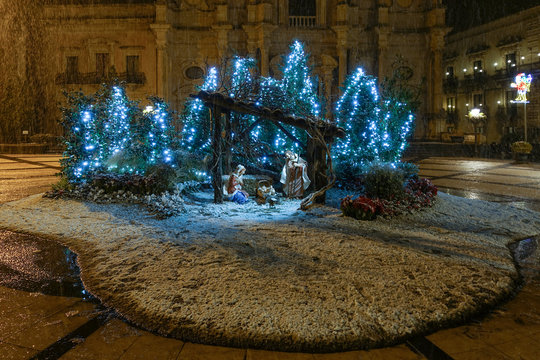 Presepe ad Acireale con la neve - 49