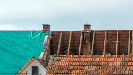 Komplettsanierung eine alten Hausdaches