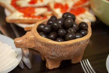 Full bowl of gorgeous black olives