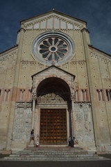 Obraz premium Main Facade Of The Basilica Of San Zenon In Verona. Travel, holidays, architecture. March 30, 2015. Verona, Veneto region, Italy.