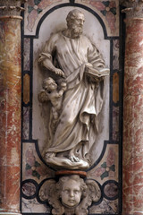 Obraz premium St.Matthew the Evangelist, pulpit in Zagreb cathedral