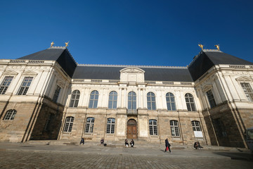 Fototapeta na wymiar façade du Parlement de Bretagne