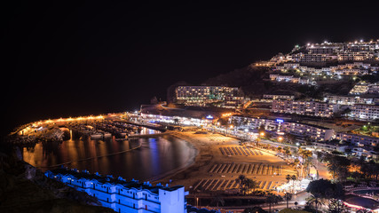 playa de puerto rico, isla de gran canaria, españa