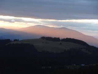 Fototapeta premium Sunset in the Carpathians mountains