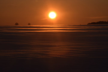 Fototapeta na wymiar winter sunset