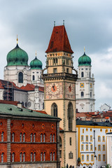 Obraz premium Cathedral and town hall of Passau (Bavaria, Germany)