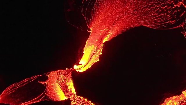 fissure 8 lava river