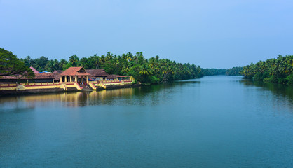 Fototapeta na wymiar Thriprayar Temple Kerala