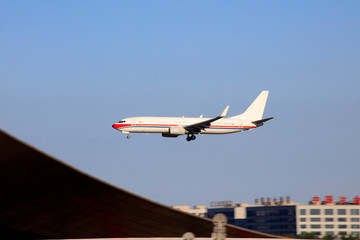 An airliner coming down, Beijing