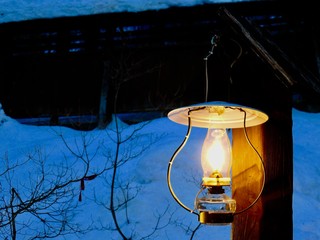 雪景色とランプ