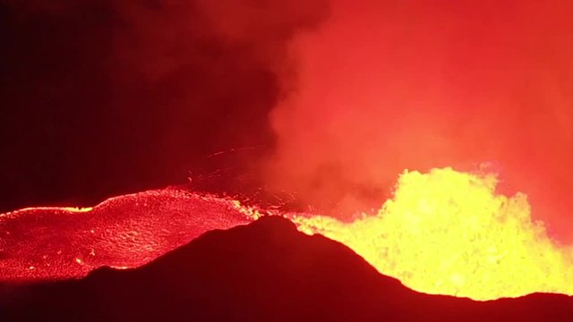 fissure 8 lava river aerial