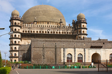 Golgumbaz, a Mughal mausoleum in Bijapur , Karnataka, India © Alexandra Lande