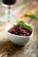Onion jam with red wine
