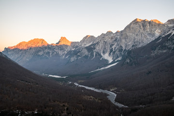 Fototapeta na wymiar Hiking Albanian Alps, Theth to Valbone