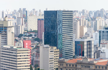 Obraz premium Aerial view of the huge city of Sao Paulo in Brazil seen from one of the tallest buildings in downtown.