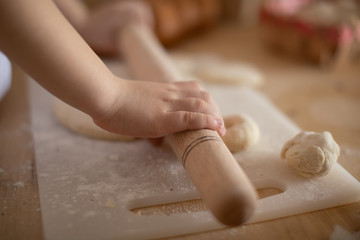 Obraz na płótnie Canvas white bread, cupcake, donut, dough, children mold dough
