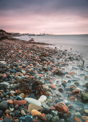 Fototapeta na wymiar Pebbled beach landscape