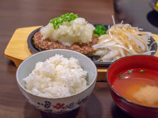 おろしハンバーグ定食