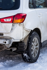 broken crossover, close-up rear-image