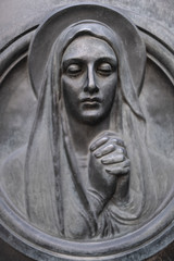 Fototapeta na wymiar statue sculpture ancient woman