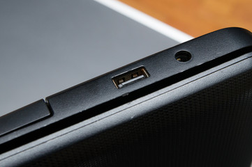Brudna obudowa laptop