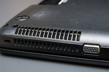 Brudna obudowa laptop