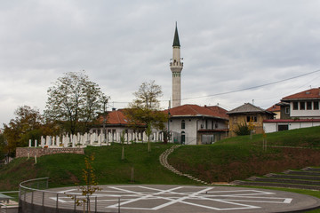 Obraz premium Ancient mosque in the historic district of Sarajevo. Bosnia and Herzegovina