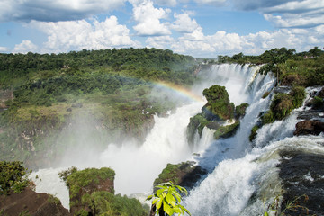 Rainbow in de waterfalls