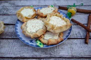 Greek easter cheese pies calicouna