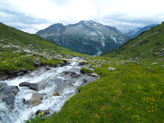 Fototapeta na wymiar Zillertaler Alpen - Tirol