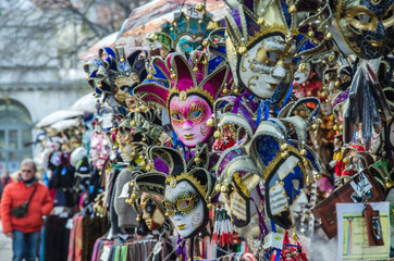 Fototapeta premium Traditional venetian mask in store on street, Venice Italy.