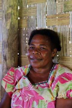 Woman-Lonorore-Vanuatu