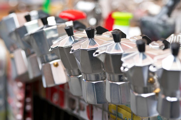 Cafetière à moka marché aux puces de rome