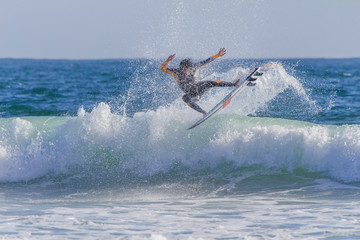 lazer litoral manobra mar oceano onda ostentar paisagem prancha recreio surf surfar turismo viagem...