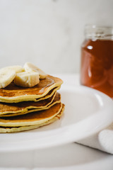 honey banana pancakes
