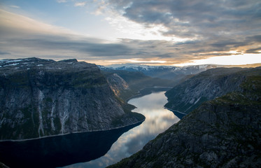 Hiking to the Trolltunga