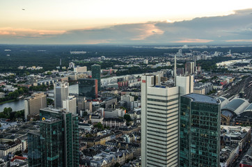 Obraz premium Modern skyline of Frankfurt, Germany financial business district.