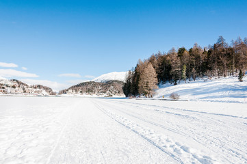 St. Moritz, St. Moritzersee, Oberengadin, Winter, Winterwanderweg, Wintersport,, Muottas Muragl, Engadin, Alpen, Graubünden, Schweiz
