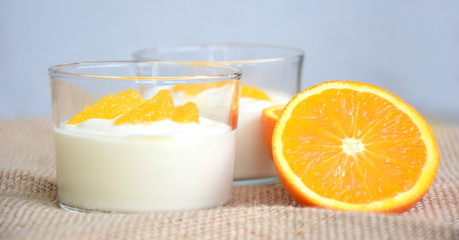 Joghurtorangenmousse - leckere Nachspeise