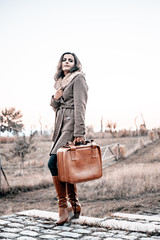 Fashion  Model posiert im Feld