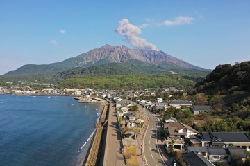 桜島の方崎海岸線からの空撮